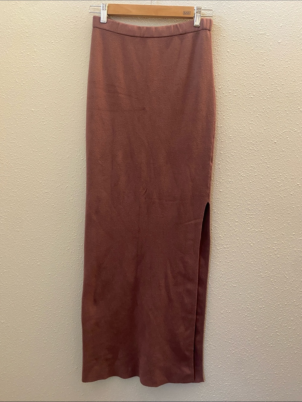 Leith long plumb skirt